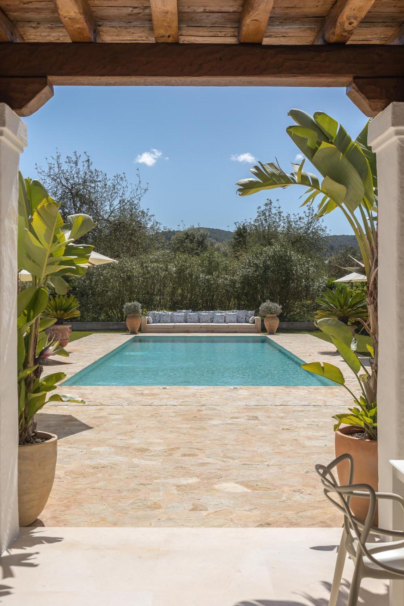 Elegant Blakstad In Ibizas Heart I 4 Bedrooms Private Pool Fenced Villa *
